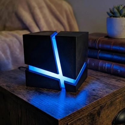 Fractured Geometric Cube Ambient Light, USB Powered Decorative Desk Lamp With Seam Light Emission Design